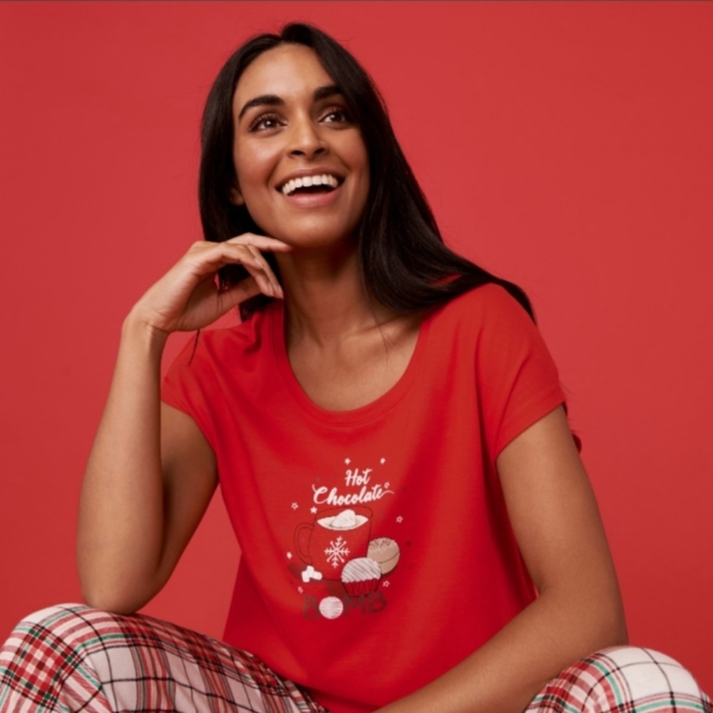 Pyjama set XL - BNIB - Gift idea?